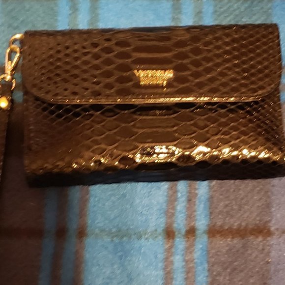 Victoria's Secret, NWOT, Black faux allegator print wristlet wallet. - Picture 12 of 12